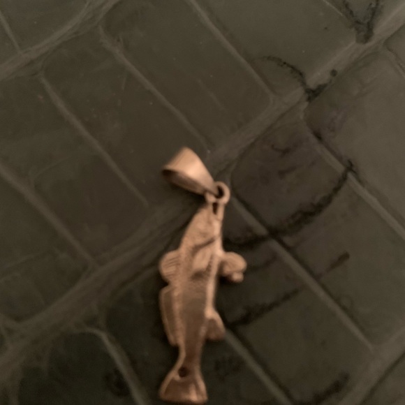 Reddish Charm - Picture 3 of 4